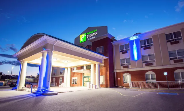 Holiday Inn Express & Suites Hinton by IHG