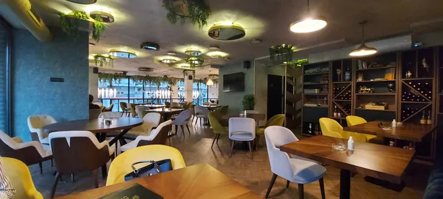 Crown Cafe & Restaurant