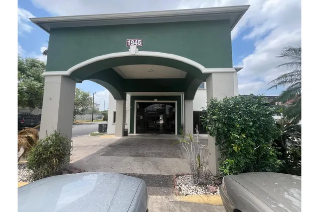 La Posada Inn By OYO Brownsville