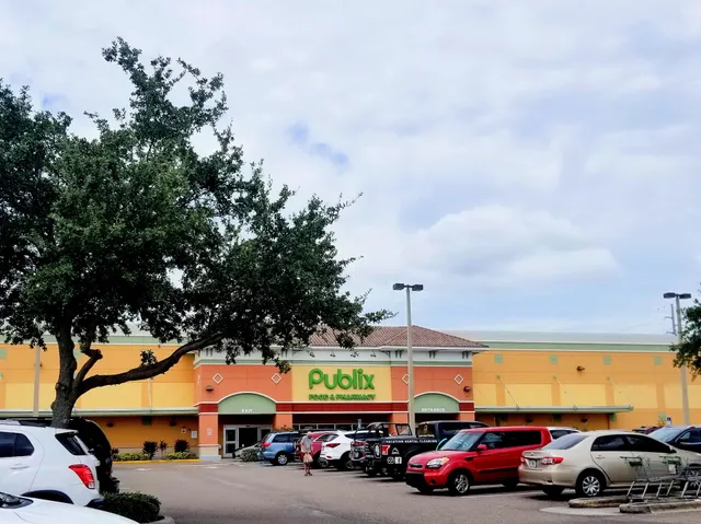 Paradise Shops of Largo