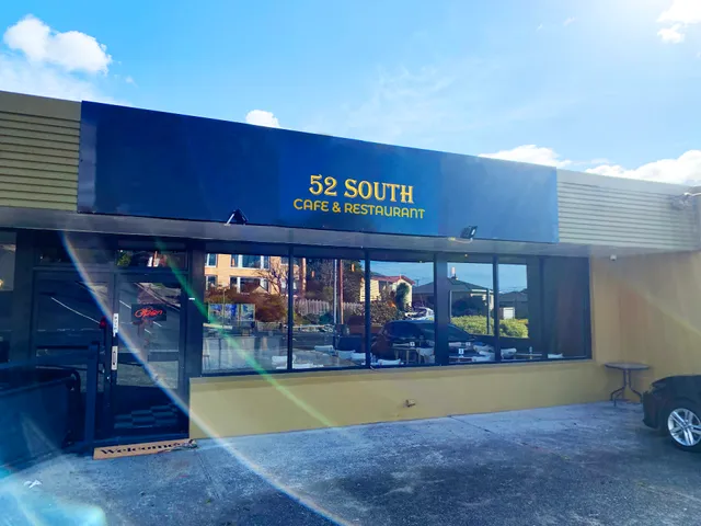 52 South Cafe & Restaurant