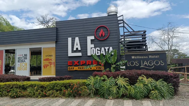 La Fogata Expres-Lagos de Iraka