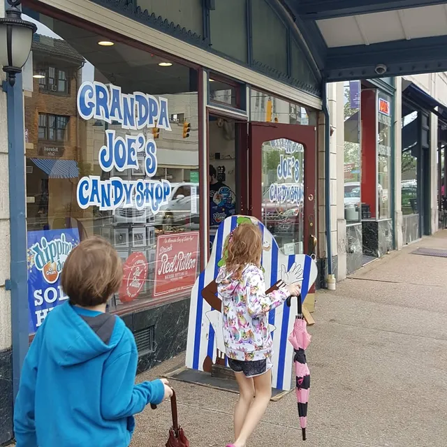 Grandpa Joe's Candy Shop - Mt Lebanon, PA