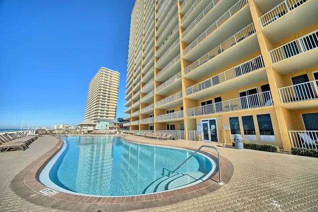 Treasure Island Unit 1906