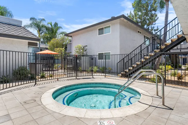 Uptown Fullerton Apartments