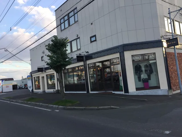 ポール・スミス 旭川店（Men）