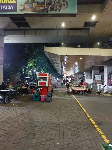 Angkringan Blok M Square