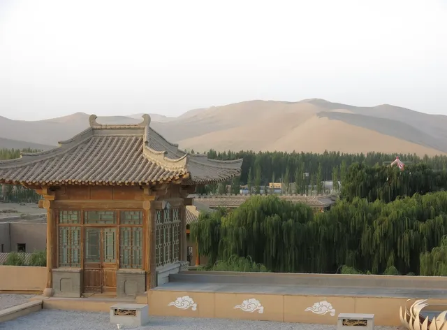Silk Road Hotel