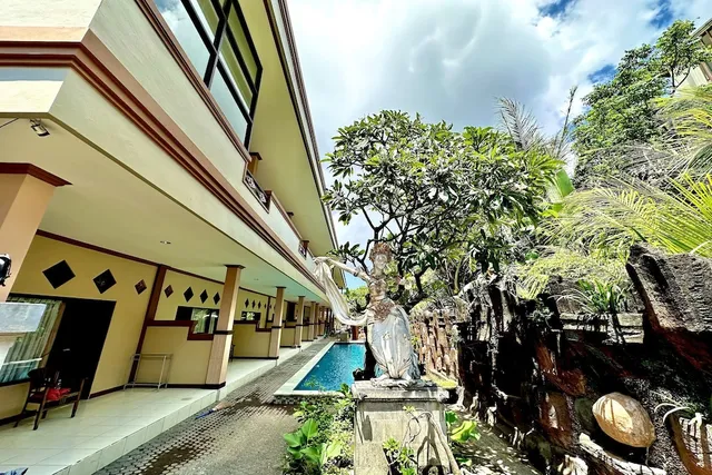 Taxa Raya Guesthouse