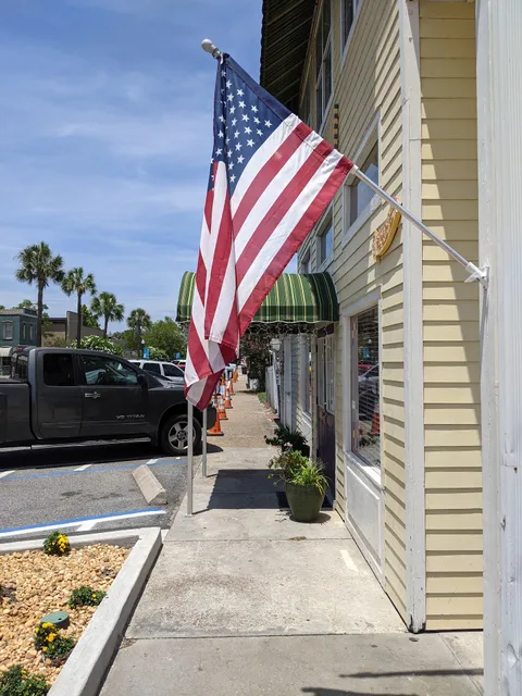 Market On the Square