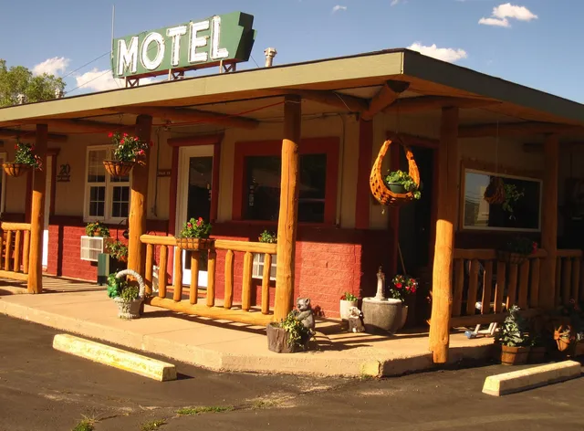 Rocky Mountain Lodge