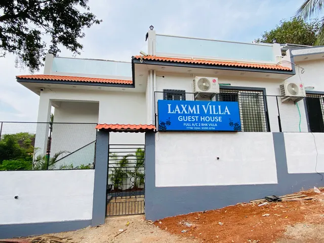 Laxmi Villa: Premium 3BHK Villa: Terrace/power backup/Caretaker