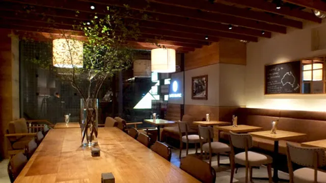 Latte Graphic Jiyugaoka