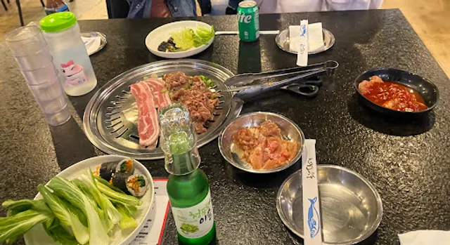 Honey Pig Hot Pot + Korean BBQ