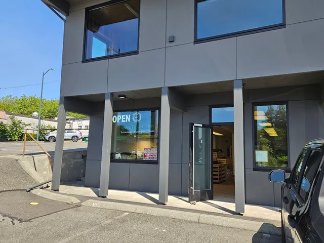 Spring Fields Gallery