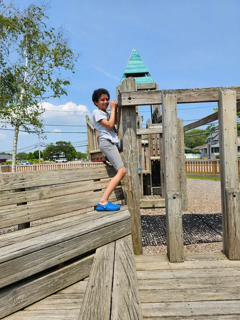 Leonard C Lopes Memorial Park