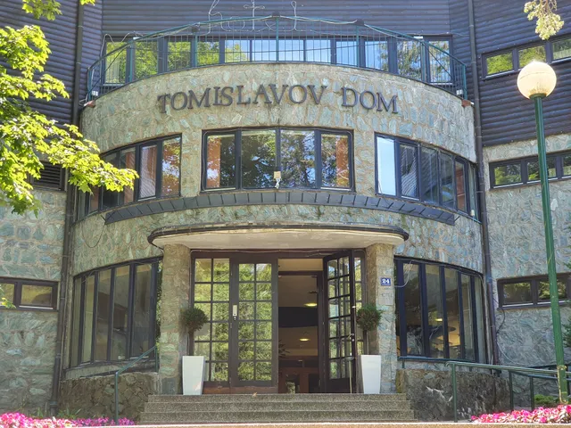 Hotel Tomislavov
