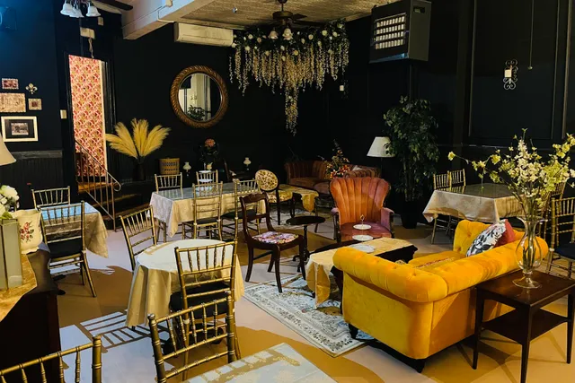 Honey Cup Cafe & Tearoom