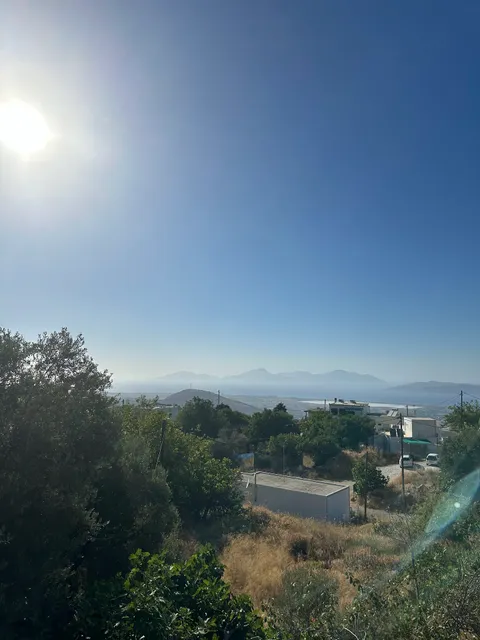 Sunny Rock Apartments