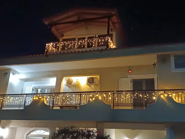 ATH Airport, Loft in Paiania