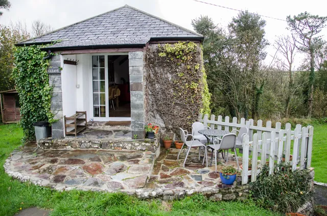 Cleave Farm Cottages