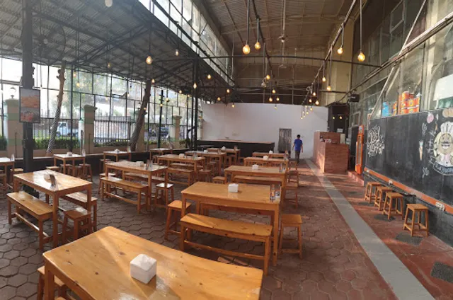 Red Snapper Seafood & Resto