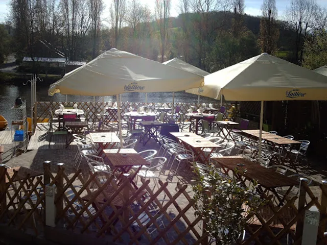 AU FIL DE L'EAU - Restaurant à Clécy