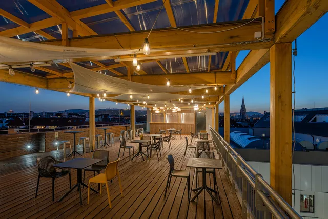 Dean's Home Budapest