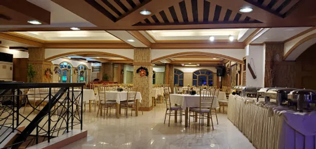 The Singing Cooks & Waiters Atbp.