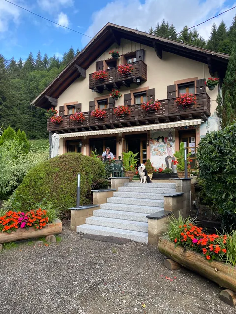 Maison d'Hôtes des Cascades St-Nicolas (Chambres & table d’hôtes)