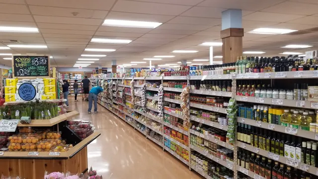 Riviera Place Shopping Center