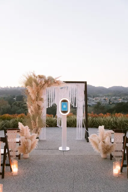 Vegas Luxe Photobooth