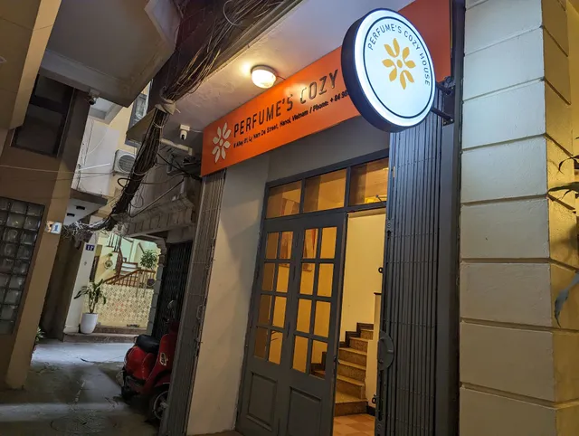Perfume's Cozy House