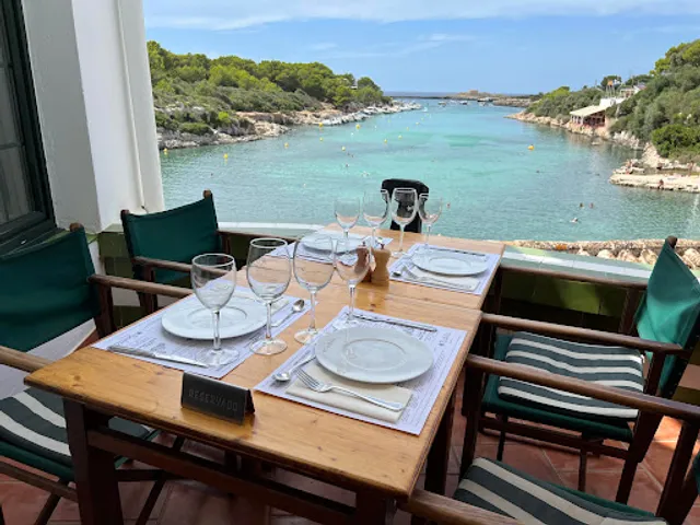 Hotel Restaurante Bahía (Cala Santandria)