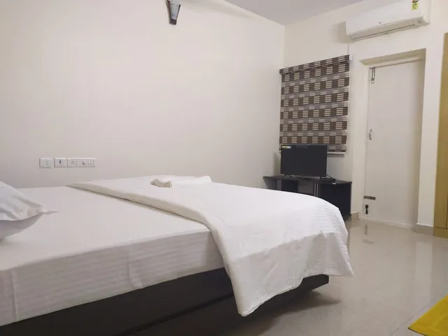 Phoenix Serviced Apartment - AD Block