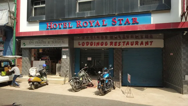 Capital O 37896 Hotel Royal Star