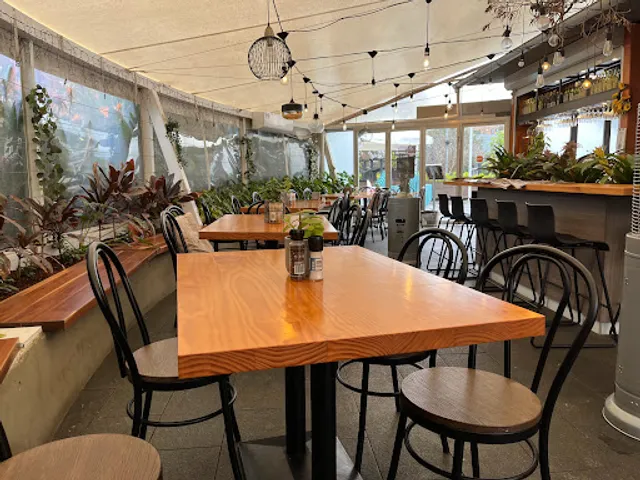 Village Park Cafe & Restaurant