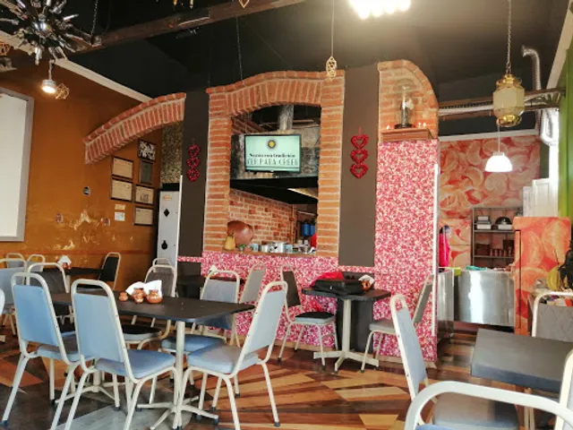 Santiaguito Restaurante Bohemio