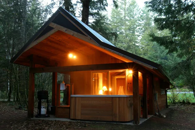 Almost Paradise Lodging at Mt. Rainier