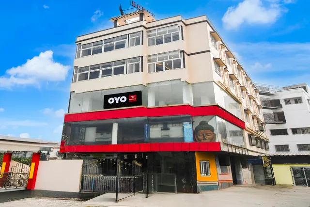 OYO Flagship BN PALACE