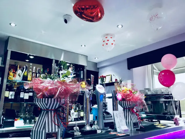 JT’S Bar and Thai Kitchen