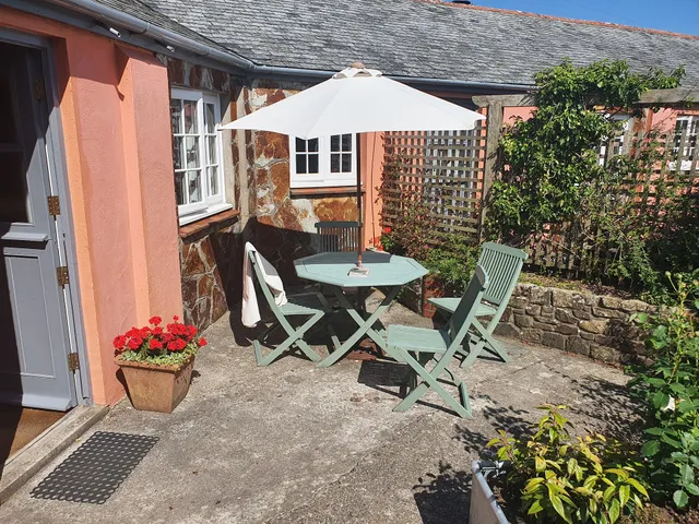 Cheristow Farm Cottages