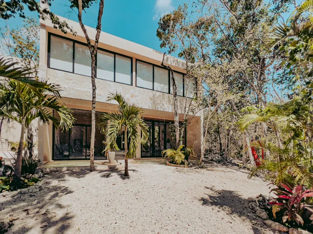 Ja'Abin Luxury Condos