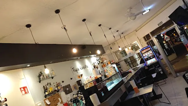 Tapa Canalla Y Mucho Más