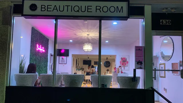 Beautique Room By Lisa