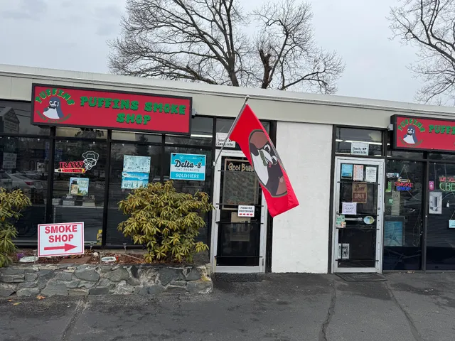 Puffins Smoke Shop