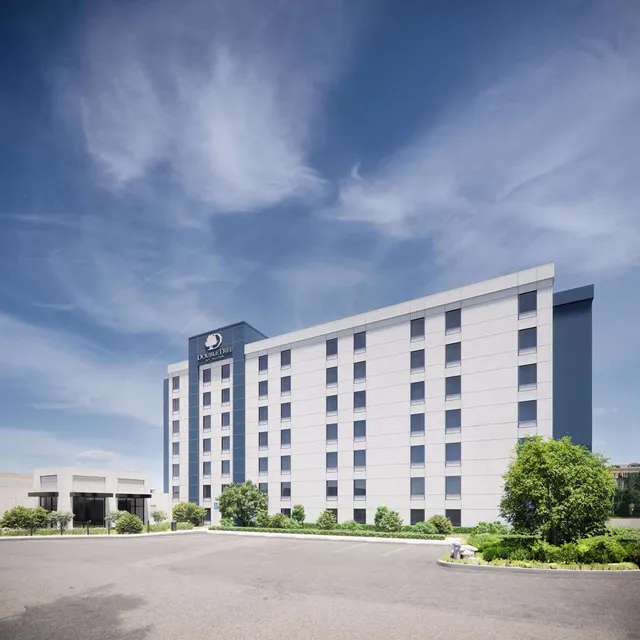 DoubleTree by Hilton Sioux City