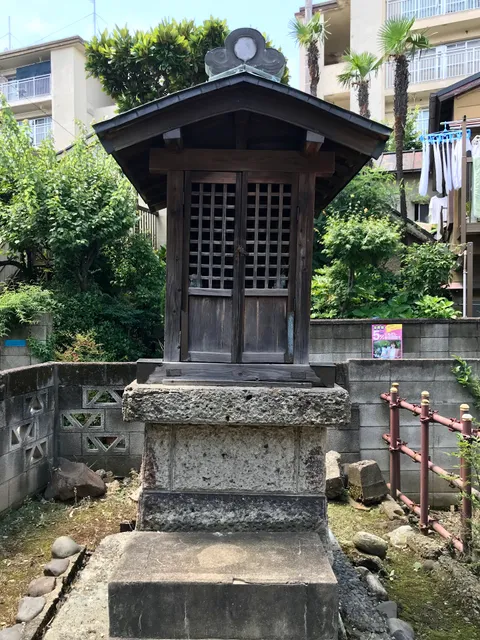 Fukutoku Inari-jinja Shrine