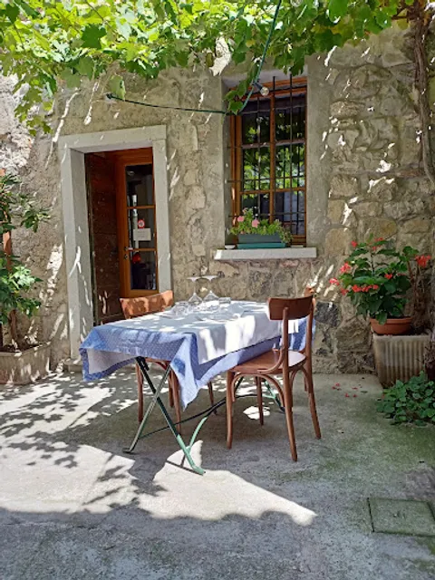 Osteria Sali e Tabacchi