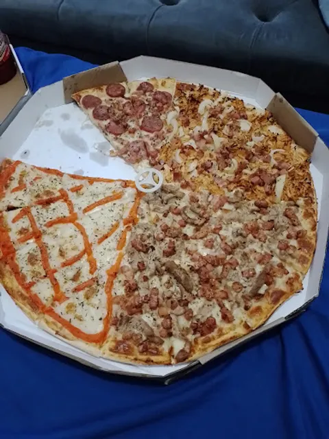 Debs Lanches e Pizzas